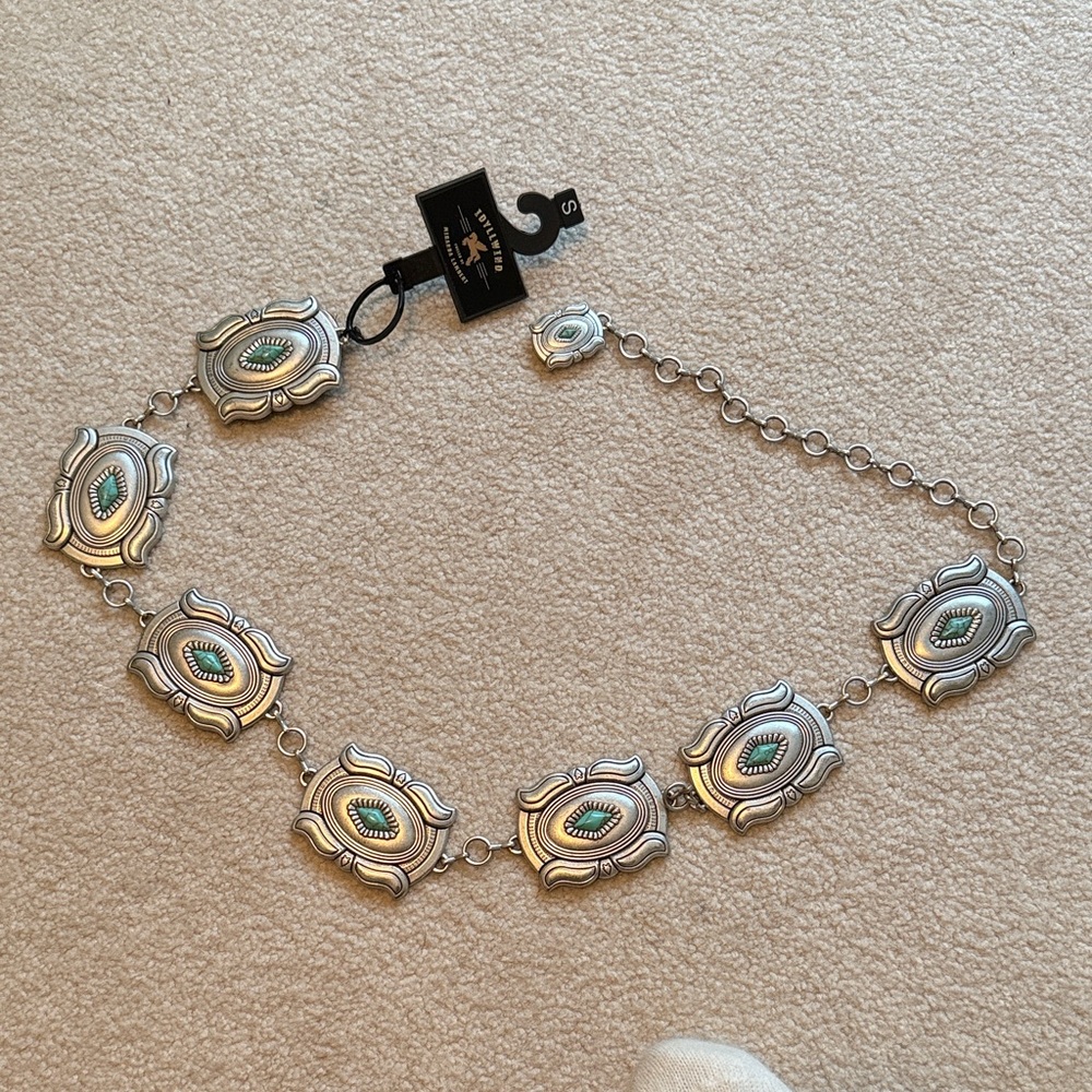 Idyllwind Silver and Green Western Belt